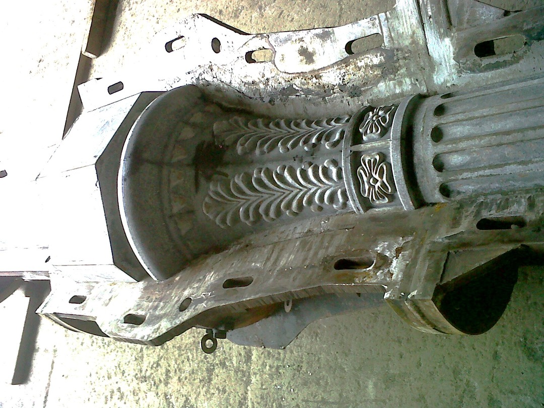 Decorative 3 Parts Mould with Pole a